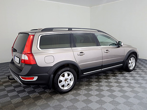 Volvo XC70 Summum ATM 2.4 D5 136kW (3 foto / 8)