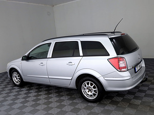 Opel Astra Elegnace Facelift 1.7 CDTi 81kW (4 foto / 7)