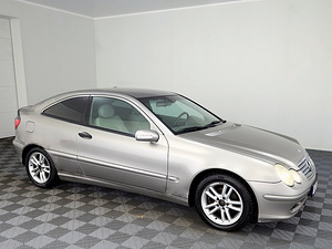 Mercedes-Benz C 180 Luxury ATM 1.8 105kW (1 foto / 7)