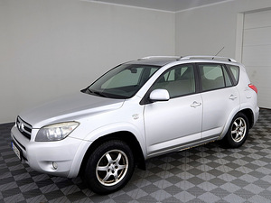 Toyota RAV4 Linea Sol 2.2 D-CAT 130kW (2 foto / 8)