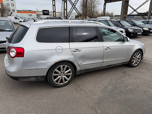 Volkswagen Passat Highline ATM 2.0 TDI 125kW (3 foto / 7)