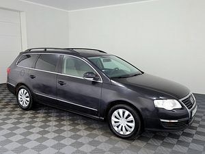 Volkswagen Passat Comfortline Facelift 2.0 TDI 81kW (1 foto / 7)