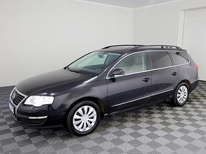Volkswagen Passat Comfortline Facelift 2.0 TDI 81kW (2 foto / 7)