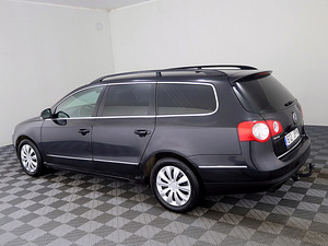 Volkswagen Passat Comfortline Facelift 2.0 TDI 81kW (4 foto / 7)