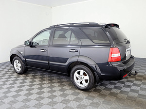 Kia Sorento Facelift ATM 2.5 CRDi 125kW (4 foto / 9)
