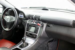 Mercedes-Benz C 220 Luxury 2.2 CDI 105kW (5 foto / 8)
