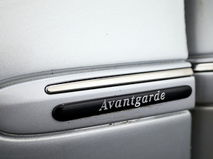 Mercedes-Benz E 220 Avantgarde Facelift ATM 2.1 CDI 125kW (9 foto / 9)