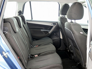 Citroen C4 Picasso Comfort 1.6 88kW (7 foto / 8)