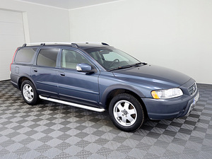 Volvo XC70 Summum Facelift AWD ATM 2.4 D5 136kW (1 foto / 7)