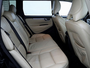 Volvo V70 Summum AWD 4x4 2.4 D5 136kW (7 foto / 7)