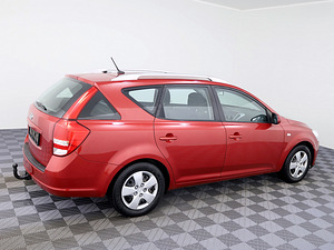 Kia Ceed Facelift 1.6 CRDi 85kW (3 foto / 7)