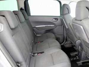 Peugeot 5008 Elegance Facelift 1.6 HDi 84kW (7 foto / 8)