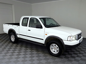 Ford Ranger Pickup 4x4 2.5 TDCi 80kW (1 foto / 7)