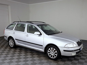 Skoda Octavia Comfortline 1.9 TDI 77kW (1 foto / 7)