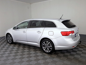 Toyota Avensis Linea Sol Facelift ATM 2.2 D-CAT 110kW (4 foto / 9)