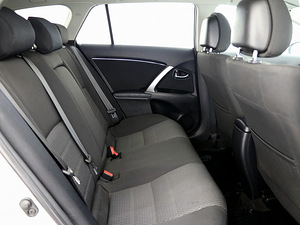 Toyota Avensis Linea Sol Facelift ATM 2.2 D-CAT 110kW (7 foto / 9)
