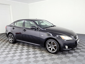 Lexus IS 220 Luxury 2.2 D 130kW (3 foto / 9)