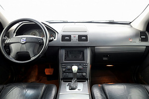Volvo XC90 Summum LPG ATM 2.5 154kW (5 foto / 8)