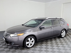 Honda Accord Luxury ATM 2.2 i-DTEC 110kW (2 foto / 7)