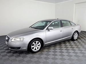 Audi A6 S-Line ATM 2.4 130kW (2 foto / 7)