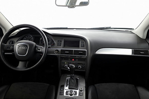 Audi A6 S-Line ATM 2.4 130kW (5 foto / 7)