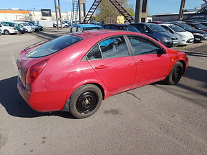 Nissan Primera Luxury 2.0 103kW (3 foto / 7)