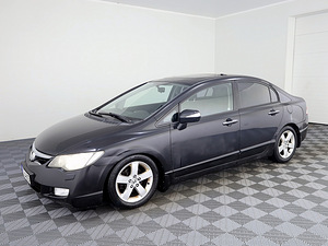 Honda Civic Elegance ATM 1.8 103kW (2 foto / 7)