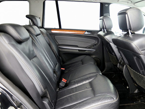 Mercedes-Benz GL 320 Luxury 3.0 CDI 165kW (7 foto / 8)