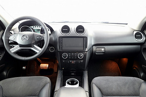 Mercedes-Benz ML 300 Luxury Facelift ATM 3.0 CDI 140kW (5 foto / 7)