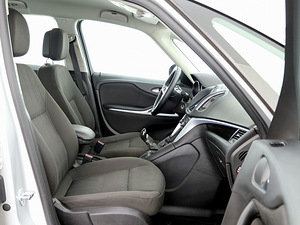 Opel Zafira Elegance 1.6 110kW (6 foto / 7)