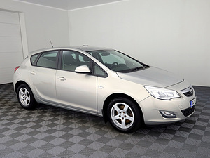 Opel Astra Elegance 1.7 CDTi 92kW (1 foto / 7)