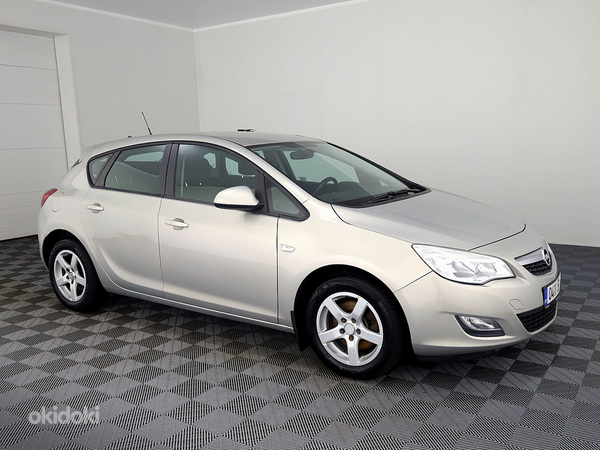 Opel Astra Elegance 1.7 CDTi 92kW