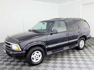 Chevrolet Blazer Luxury 4.3 V8 142kW (2 foto / 8)
