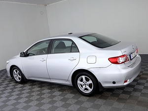 Toyota Corolla Linea Sol LPG Facelift 1.6 97kW (4 фото из 9)