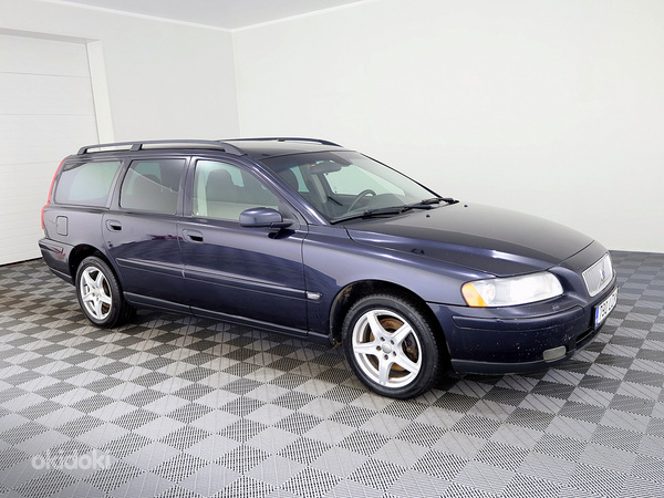 Volvo V70 Summum 4x4 AWD Facelift 2.4 D5 120kW