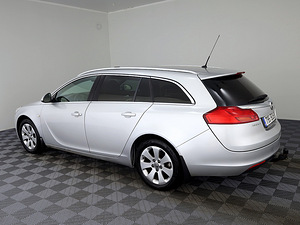 Opel Insignia Sports Tourer LPG 1.8 103kW (4 foto / 8)