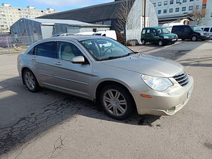 Chrysler Sebring Luxury ATM 2.4 125kW (1 foto / 7)