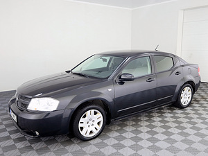 Dodge Avenger Comfort 2.0 115kW (2 foto / 7)