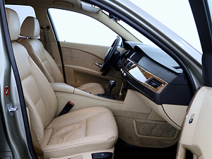 BMW 525 xDrive Executive ATM 2.5 160kW (6 foto / 7)