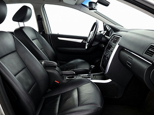 Mercedes-Benz B 200 Luxury ATM 2.0 CDI 103kW (6 foto / 7)