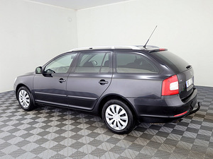 Skoda Octavia Comfortline Facelift ATM 1.8 118kW (4 фото из 7)