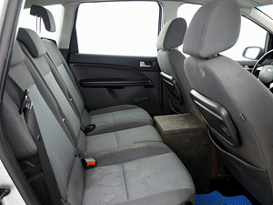 Ford Focus C-Max Comfort 1.6 TDCi 80kW (7 фото из 7)