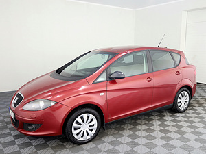 SEAT Toledo Comfortline 1.6 75kW (2 foto / 7)