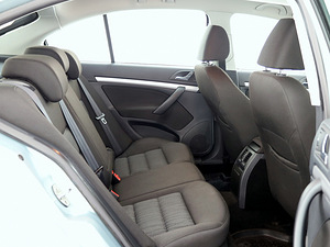 Skoda Octavia Comfortline Facelift 1.2 77kW (7 foto / 7)