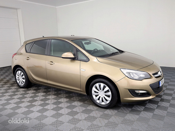 Opel Astra Elegance Facelift 1.6 85kW
