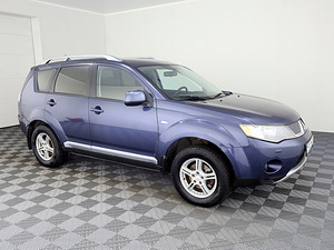 Mitsubishi Outlander Comfort 2.0 Di-D 103kW (1 foto / 7)