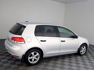 Volkswagen Golf Comfortline ATM 1.2 77kW (3 foto / 8)