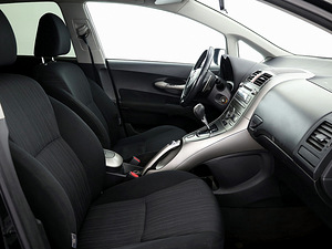 Toyota Auris Linea Sol ATM 1.4 D-4D 66kW (6 foto / 8)