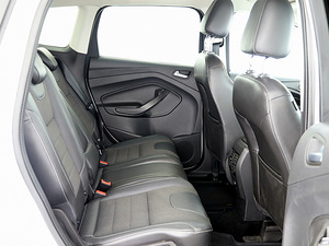 Ford Kuga Ghia Facelift ATM 2.0 TDCi 110kW (7 foto / 7)