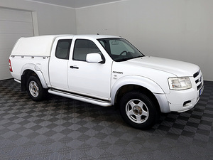 Ford Ranger Comfort 4x4 2.5 TDCi 105kW (1 foto / 8)